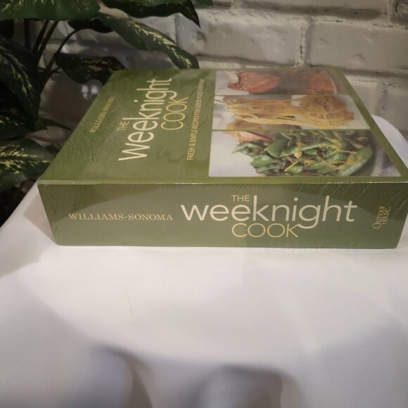 New in Package Williams - Sonoma The Weeknight Cook Cookbook - Picture 2 of 4